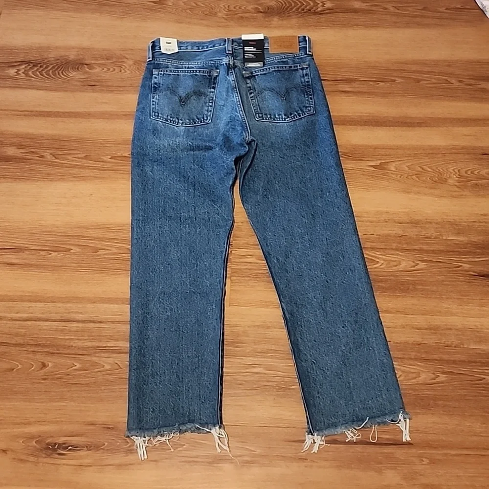 NWT! Levi's THE WEDGIE STRAIGHT  Indigo destructed vintage inspired denim - Picture 6 of 16